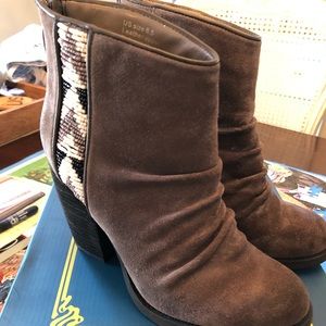 NIB Sbicca Gray Kolli boot 6.5